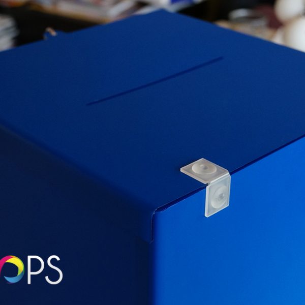 Making urns for donations